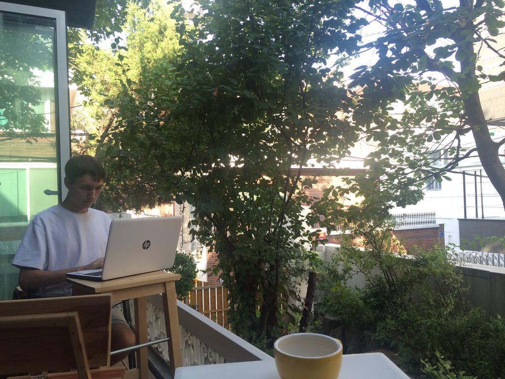 Naru Guesthouse Seoul Bagian luar foto