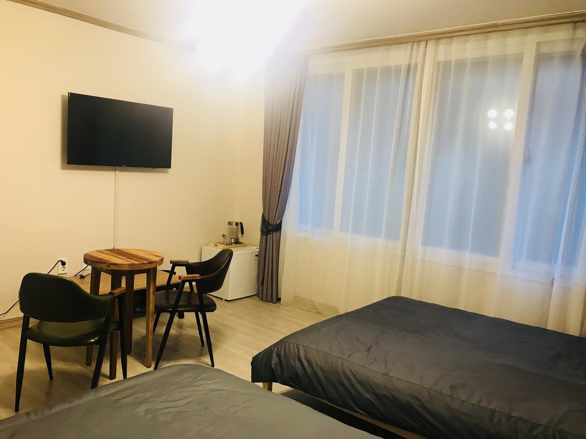 Naru Guesthouse Seoul Bagian luar foto